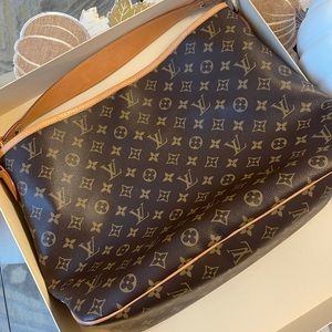 Louis Vuitton Delightful MM Handbag